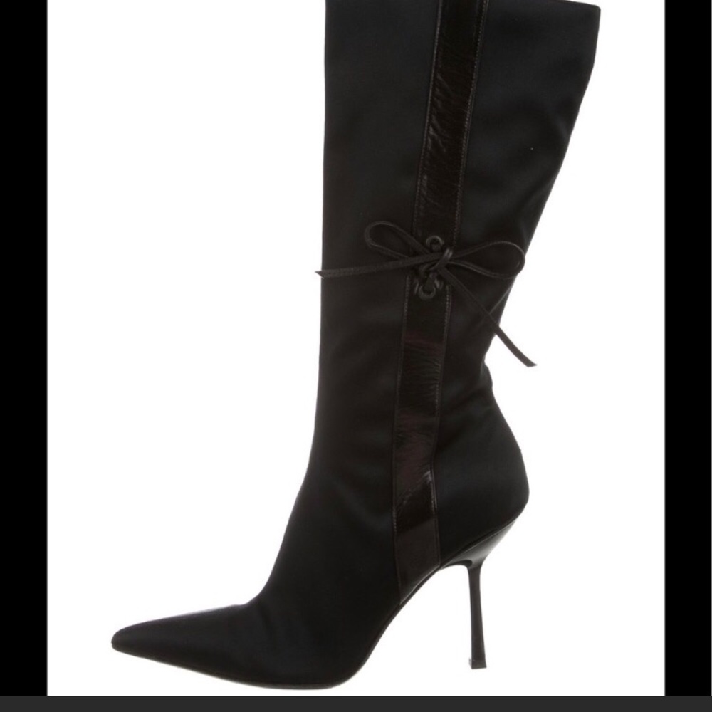 Authentic Gucci Pointed Toe Boots -free shipping